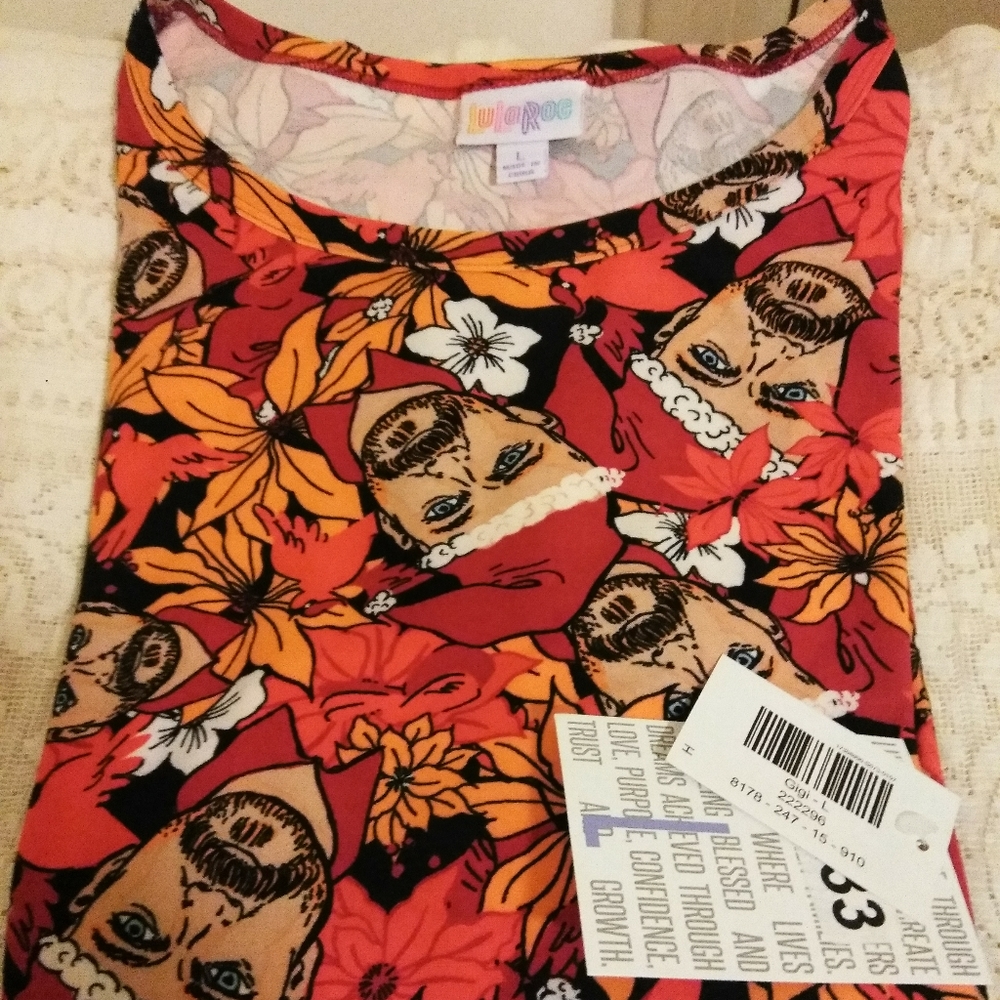 Lularoe Christmas 'Gigi' Top